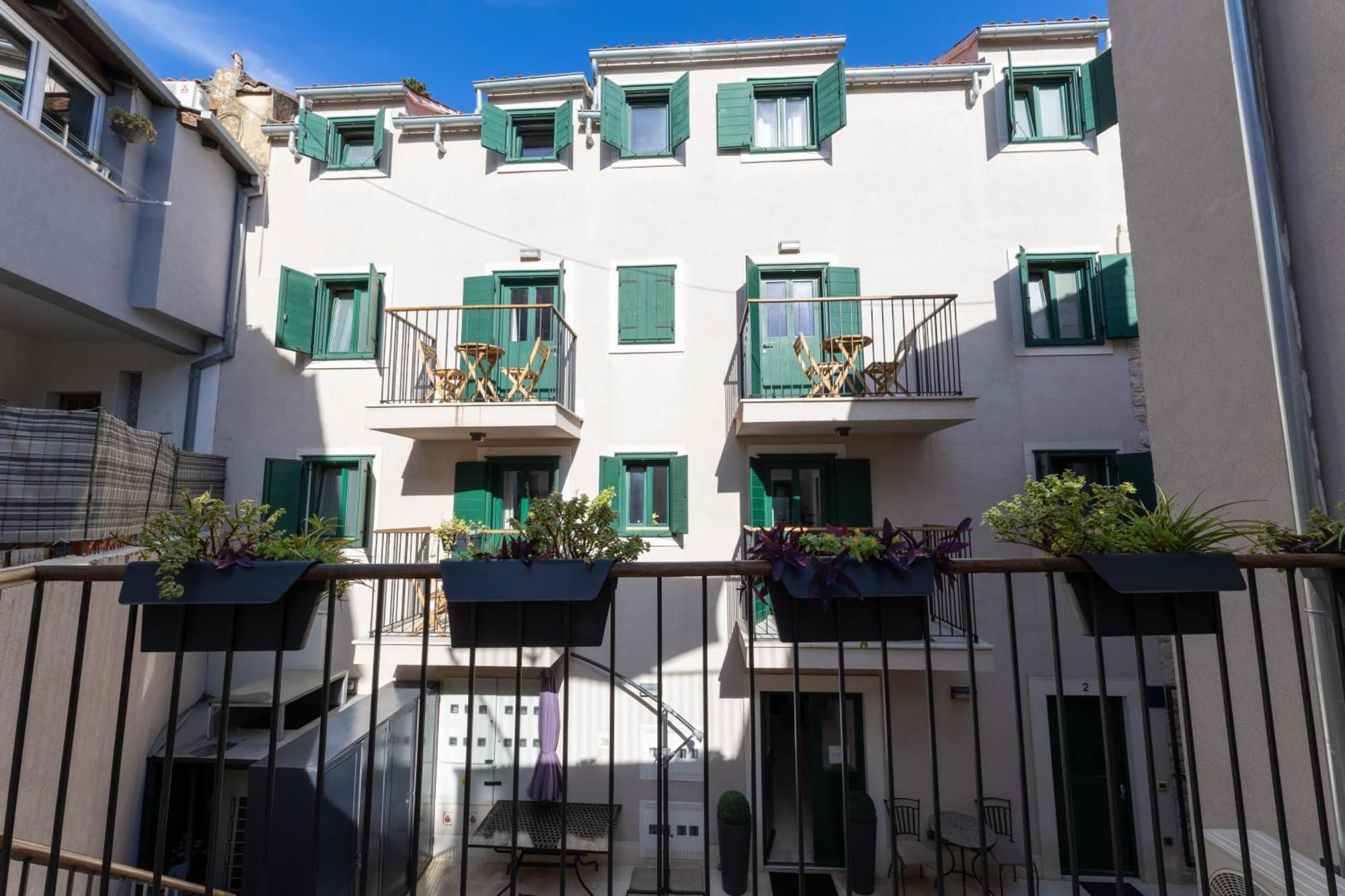 Apartments Korta Split Eksteriør billede