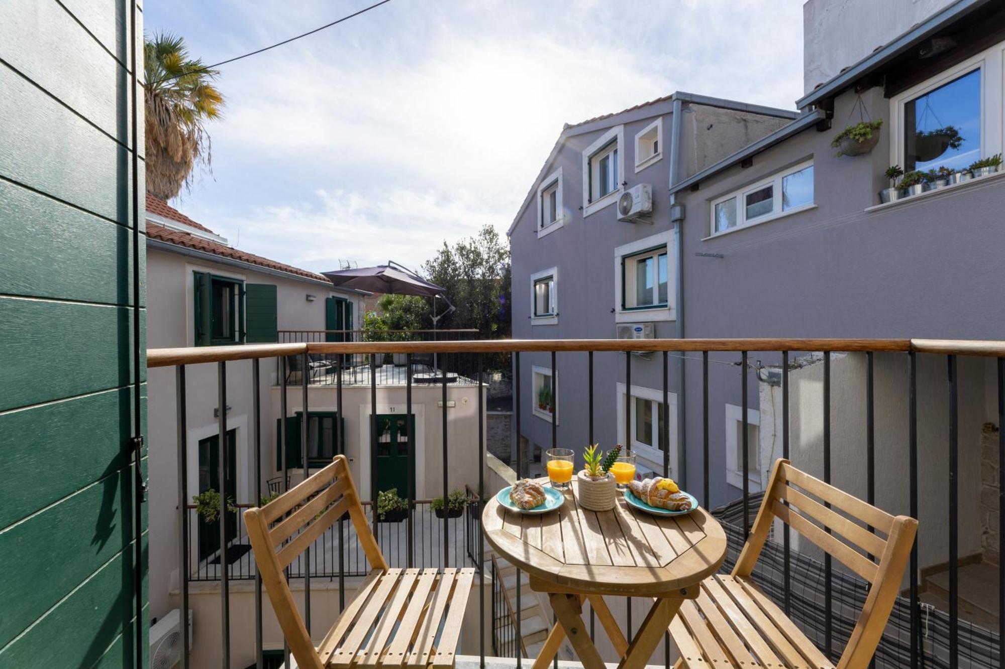 Apartments Korta Split Eksteriør billede